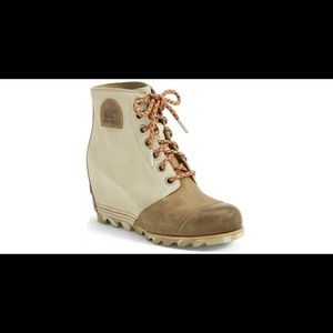 SOREL Natural 1964 Premium Canvas Wedge Boots